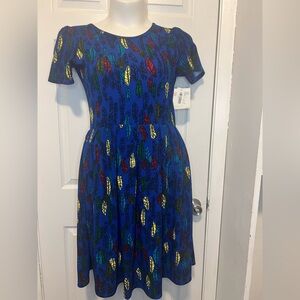 LuLaRoe L Amelia Dress In A Blue Feather Pattern With Pockets NWT